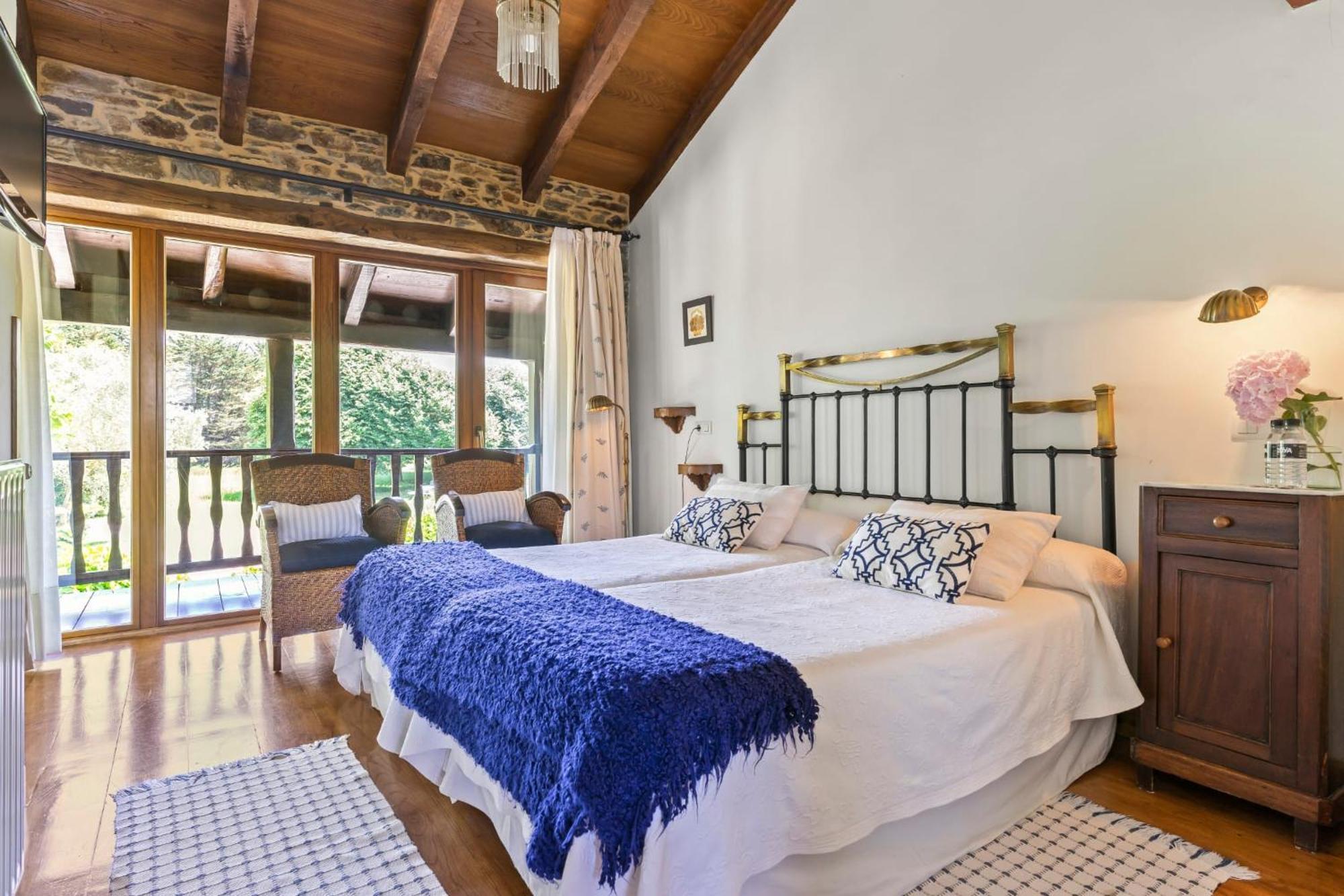 Casa Peleyon Bed & Breakfast Castropol Exterior foto