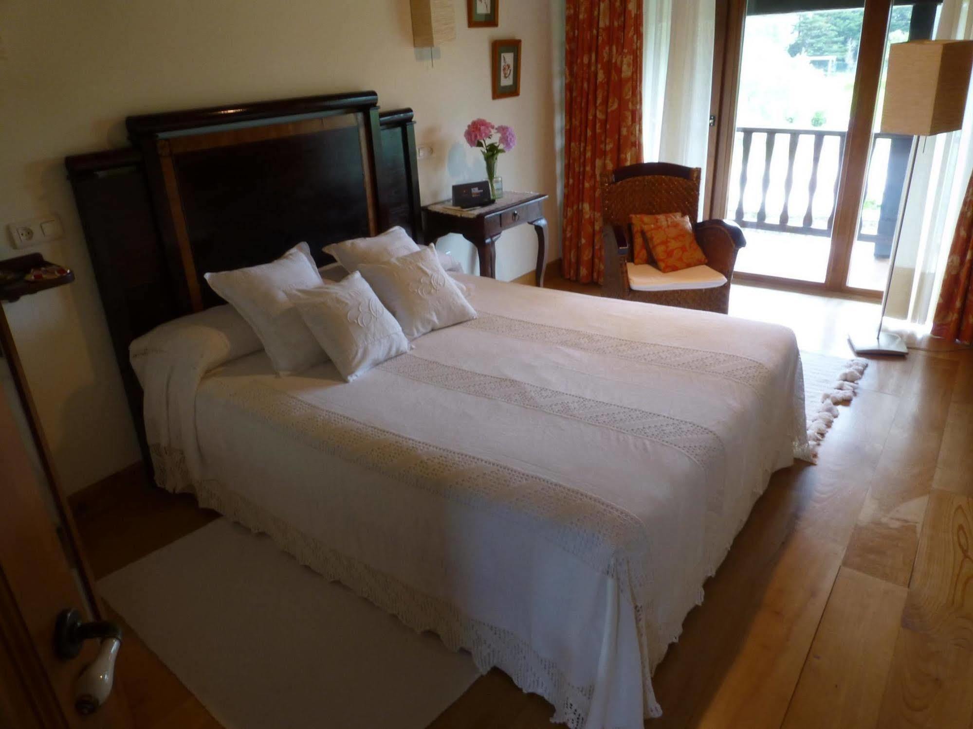 Casa Peleyon Bed & Breakfast Castropol Exterior foto